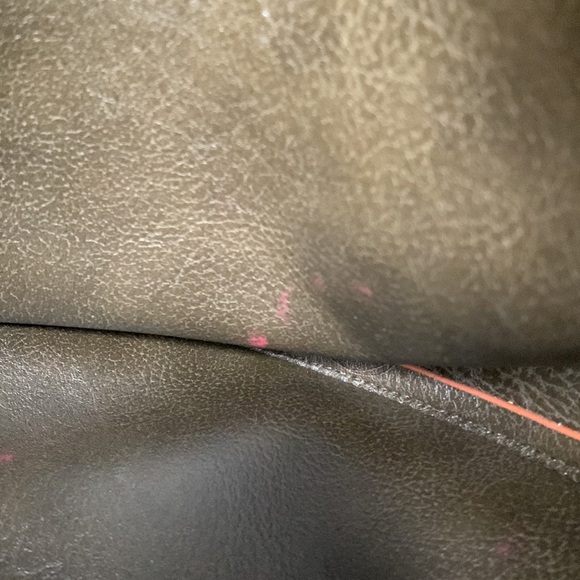 Brown Faux Leather Circular Purse!! - Picture 5 of 6